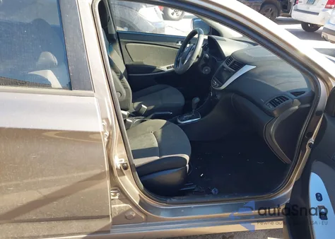 2014 Hyundai Accent Gs z USA, uszkodzony, nr VIN KMHCT5AE9EU145075